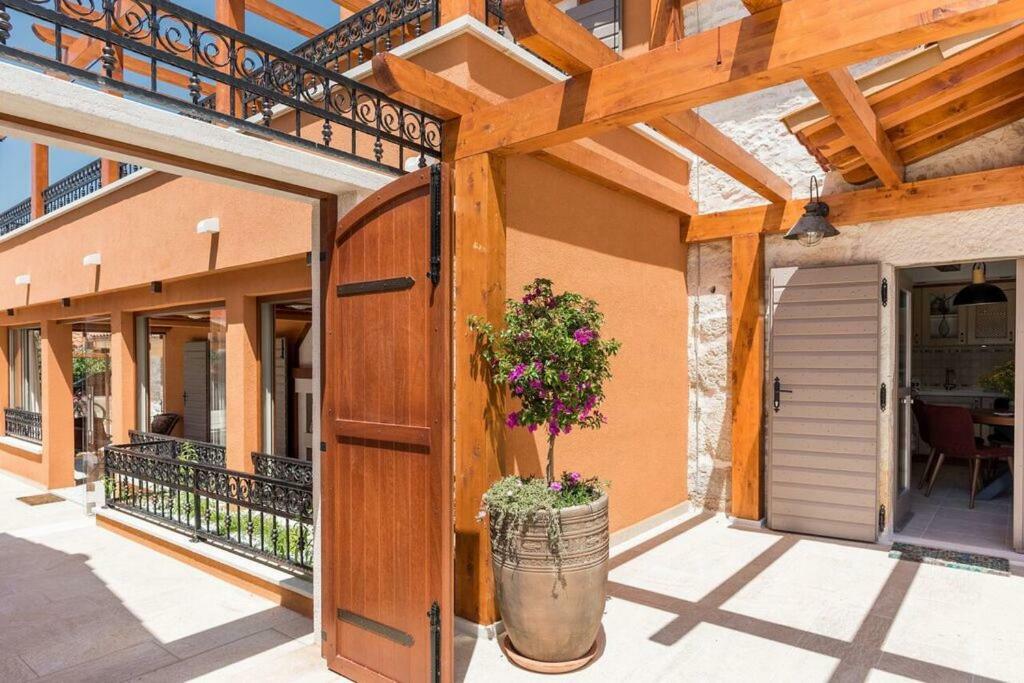 Villa Hirundo Rustica Skradin Exterior photo